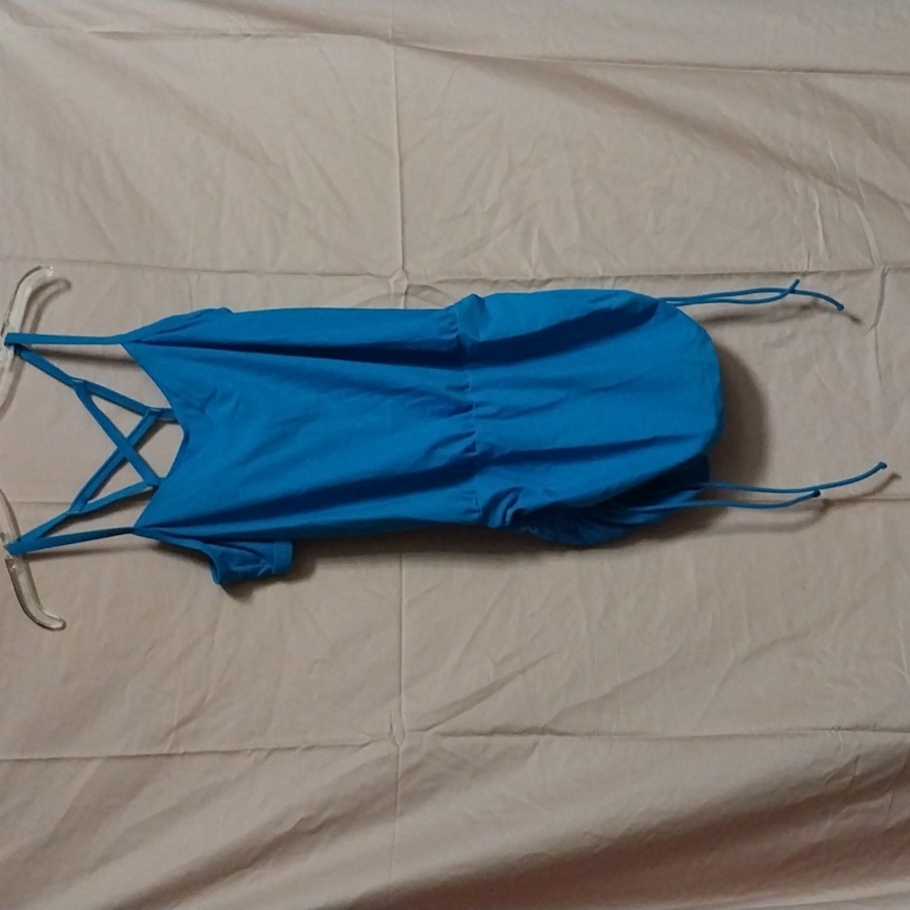 - Women's SOL COLLECTIVE 2pc bathing suit size 10